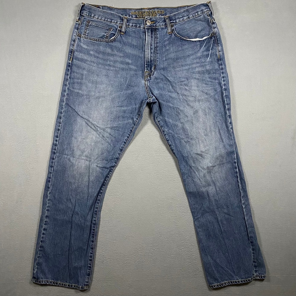 American Eagle Relaxed Straight Leg‎ Jeans Mens 38x32 Medium Wash Blue Cotton